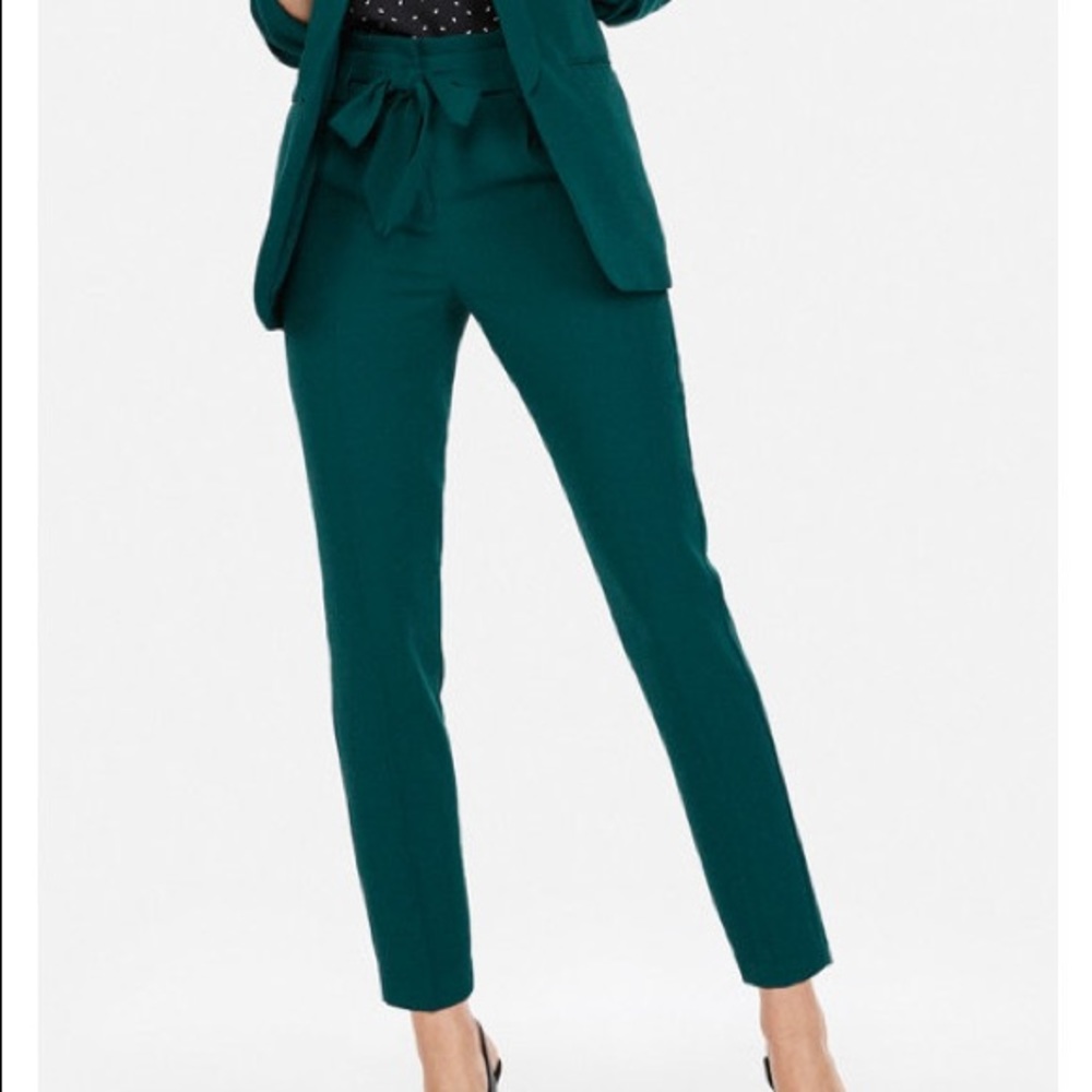 Express High Waisted Paperbag Ankle Pant in Green